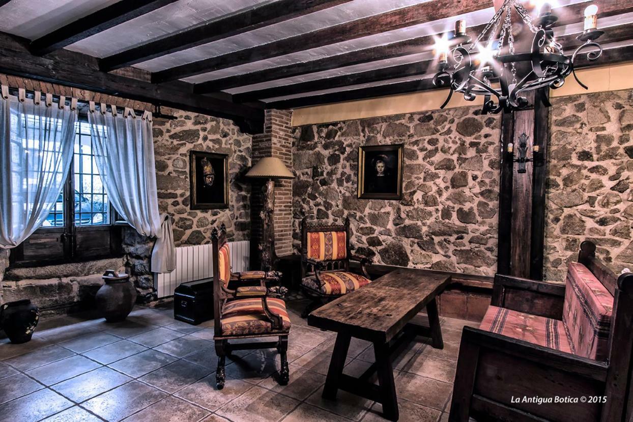 Гостевой дом La Antigua Botica Пасарон Экстерьер фото